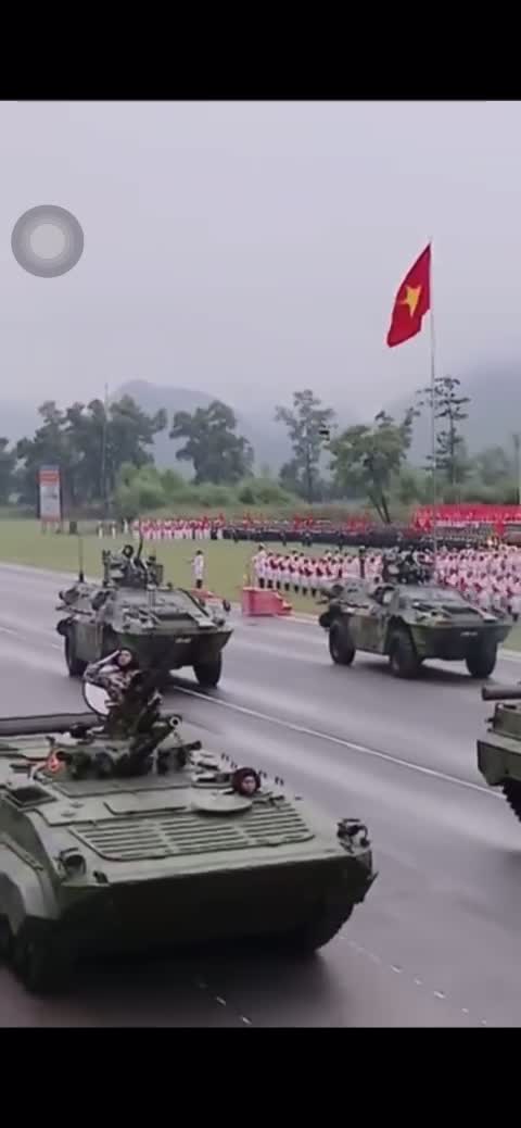 Các lực lượng vũ trang tổng hợp luyện diễu binh, diễu hành cho nhiệm vụ A80.