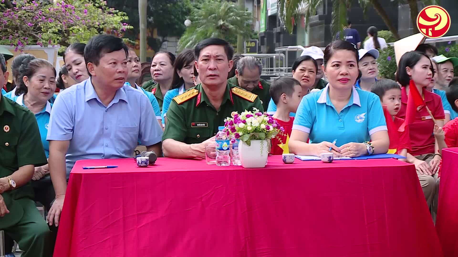 Hà Đông thêm xanh từ các công trình “Tuyến đường nở hoa”, “Đoạn đường tự quản”