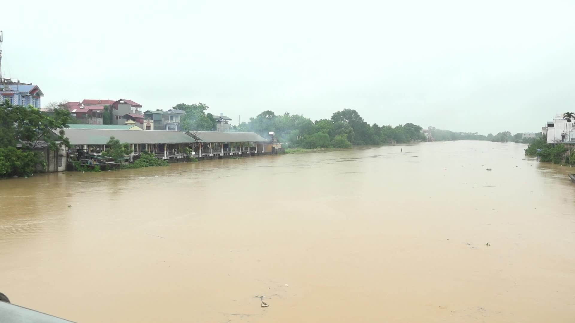 Tình hình bão lũ sau cơn bão số 5