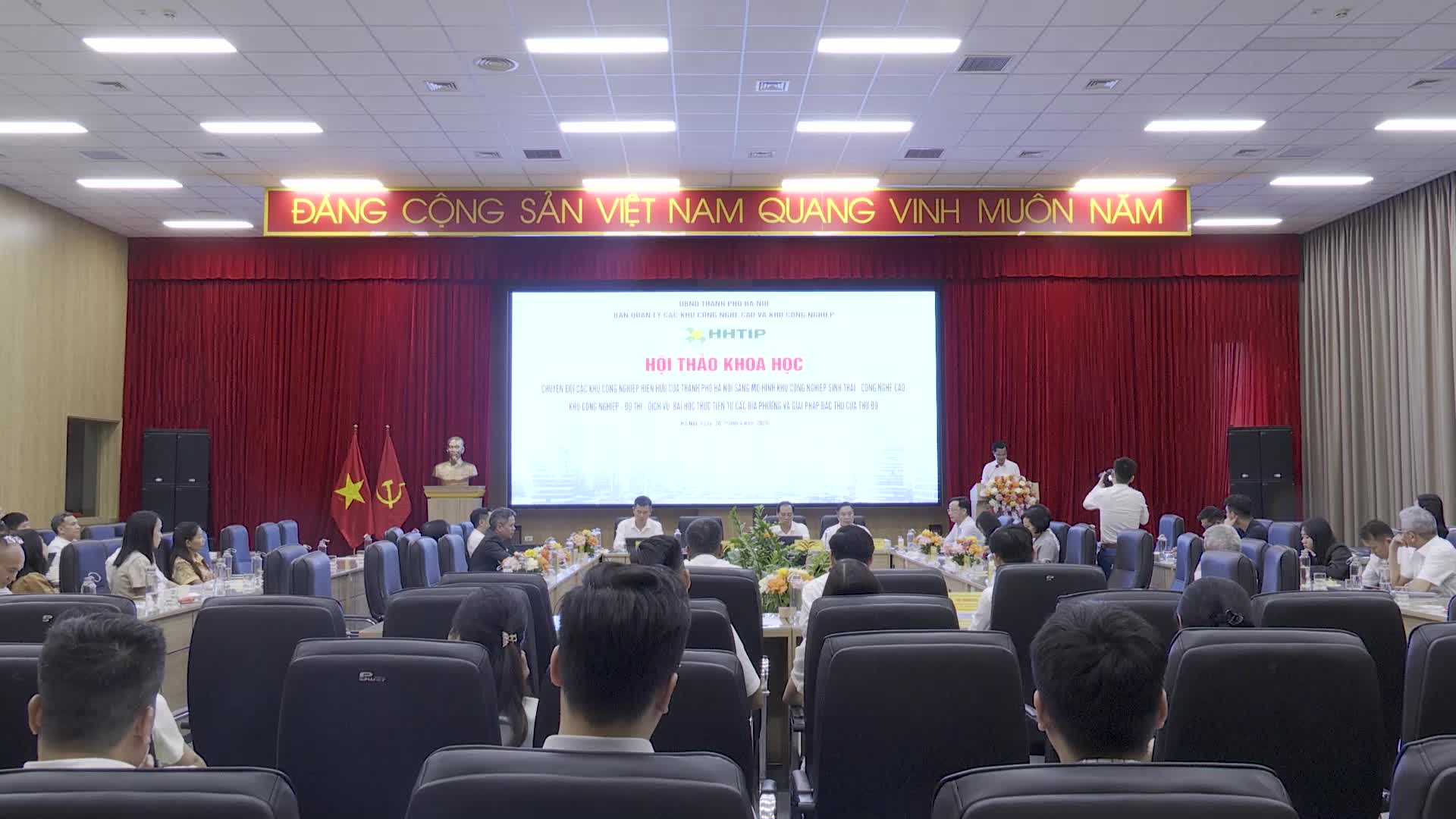 Hòa Lạc đứng trước cơ hội bứt phá với mô hình chuyển đổi khu công nghiệp sinh thái, công nghệ cao 