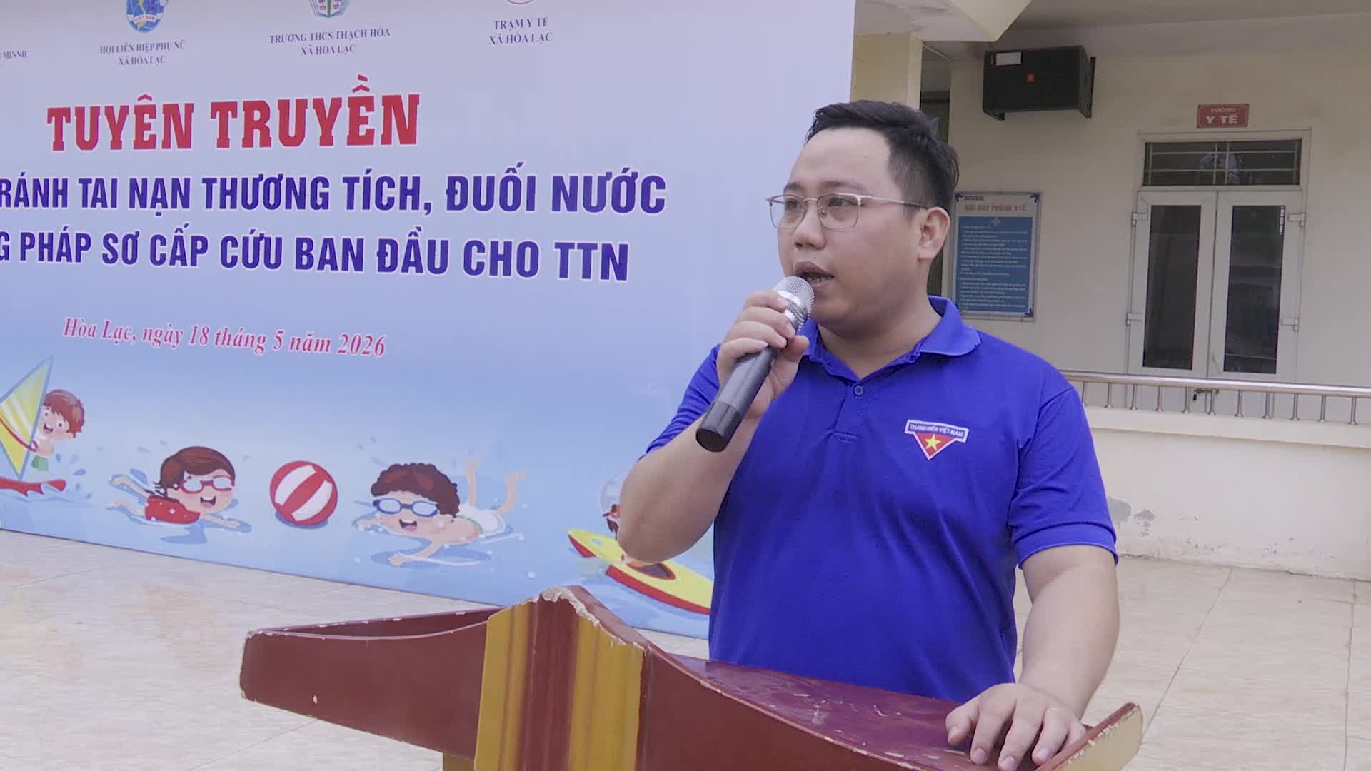 Tuyên truyền phòng chống tai nạn thương tích, đuối nước và hướng dẫn kỹ năng sơ cấp cứu ban đầu cho học sinh trường THCS Thạch Hòa