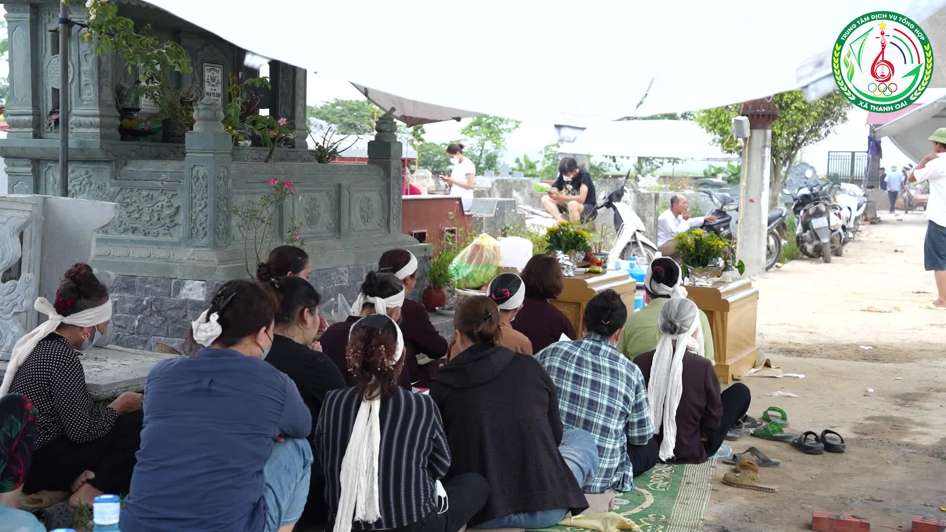 ĐẨY NHANH TIẾN ĐỘ DI CHUYỂN MỒ MẢ, BÀN GIAO MẶT BẰNG THỰC HIỆN DỰ ÁN KHU ĐÔ THỊ THỂ THAO QUỐC TẾ HÀ NỘI