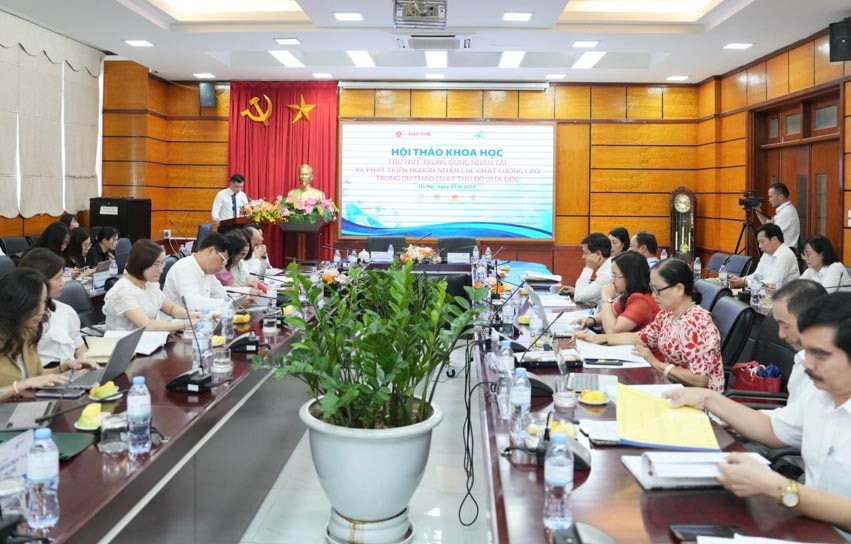 Hội thảo khoa học về thu hút và trọng dụng nhân tài.