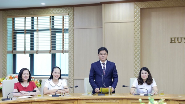 UBND huyện Hoài Đức trao Quyết định bổ nhiệm chức danh lãnh đạo quản lý Trung tâm Y tế huyện- Ảnh 4.