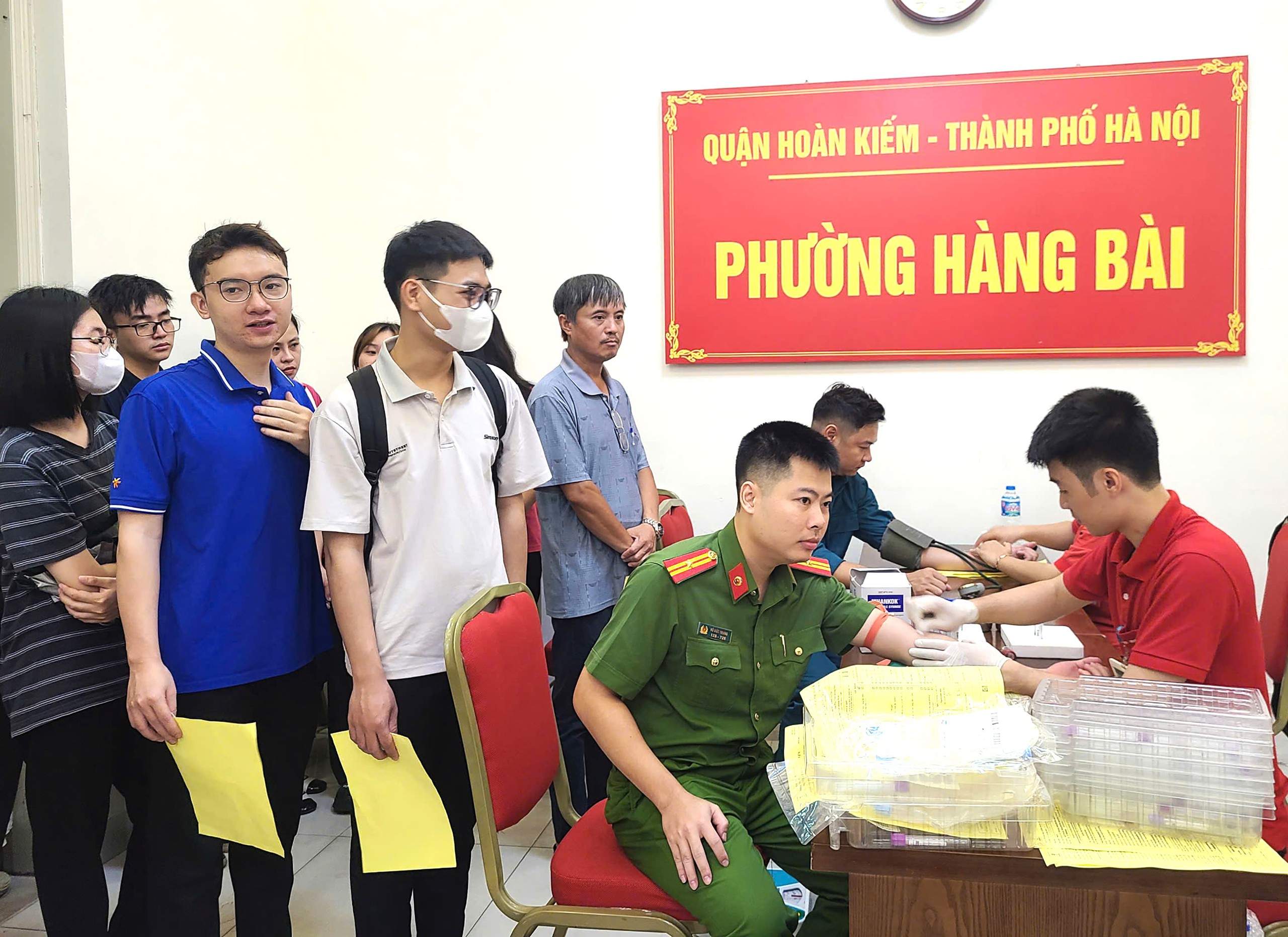 HỘI CHỮ THẬP ĐỎ PHƯỜNG TỔ CHỨC NGÀY HỘI HIẾN MÁU TÌNH NGUYỆN NĂM 2024- Ảnh 10.