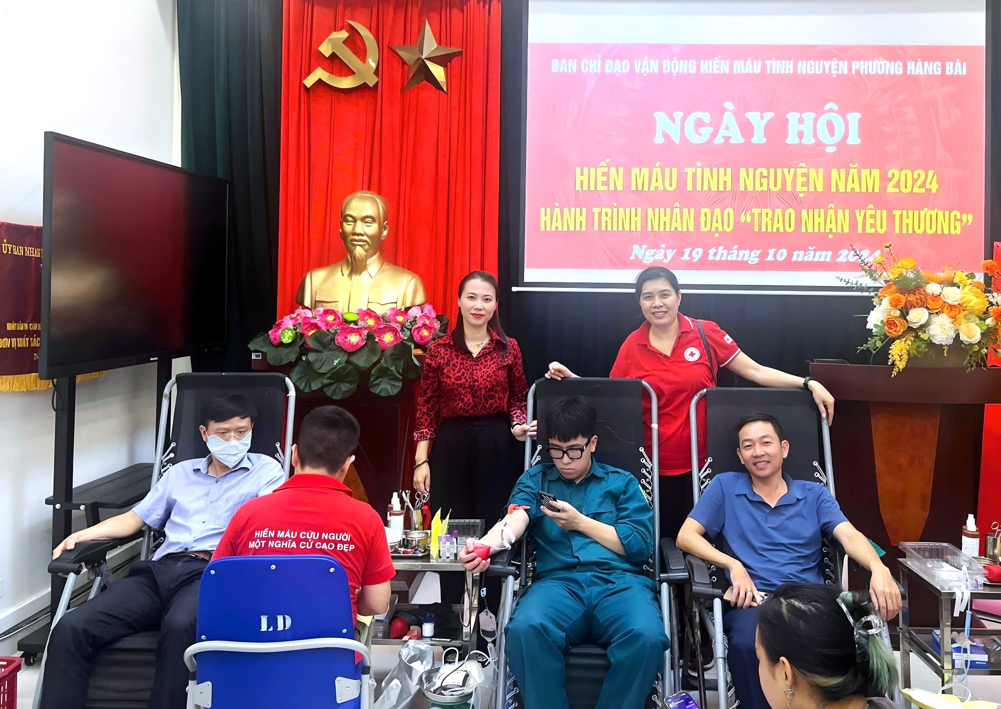 HỘI CHỮ THẬP ĐỎ PHƯỜNG TỔ CHỨC NGÀY HỘI HIẾN MÁU TÌNH NGUYỆN NĂM 2024- Ảnh 8.