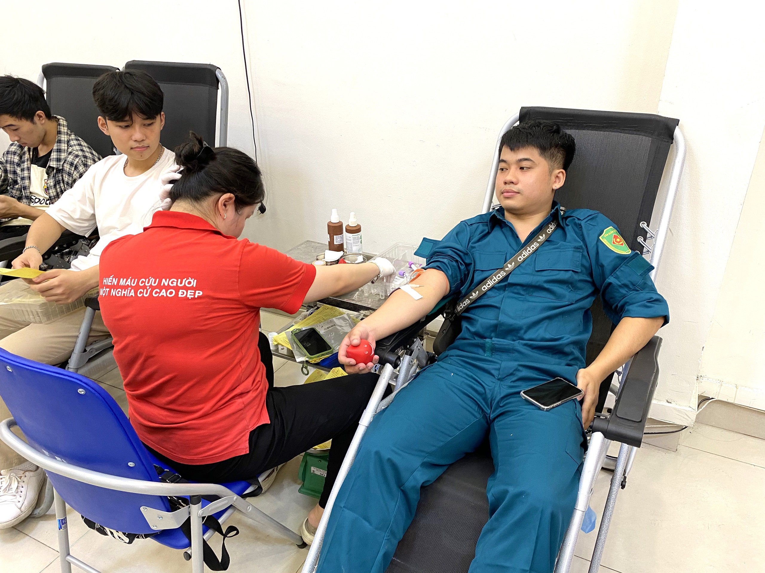 HỘI CHỮ THẬP ĐỎ PHƯỜNG TỔ CHỨC NGÀY HỘI HIẾN MÁU TÌNH NGUYỆN NĂM 2024- Ảnh 9.