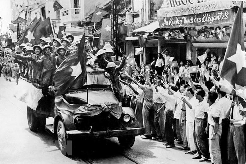 Những hình ảnh tư liệu về Ngày Giải phóng Thủ đô 10/10/1954