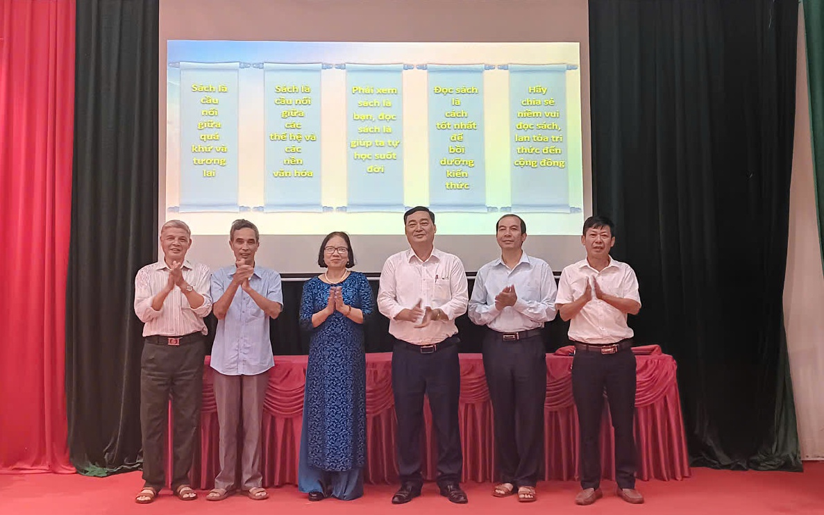 Xã Đồng Tiến tổ chức chức Khai mạc Tuần lễ học tập suốt đời năm 2024- Ảnh 1.