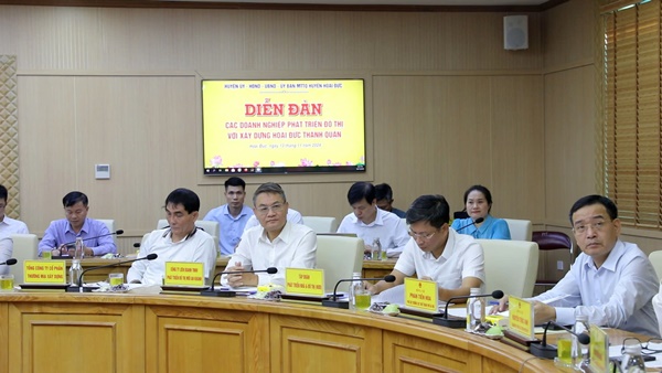 Huyện Hoài Đức tổ chức Diễn đàn các Doanh nghiệp phát triển đô thị với xây dựng Hoài Đức thành Quận- Ảnh 2.