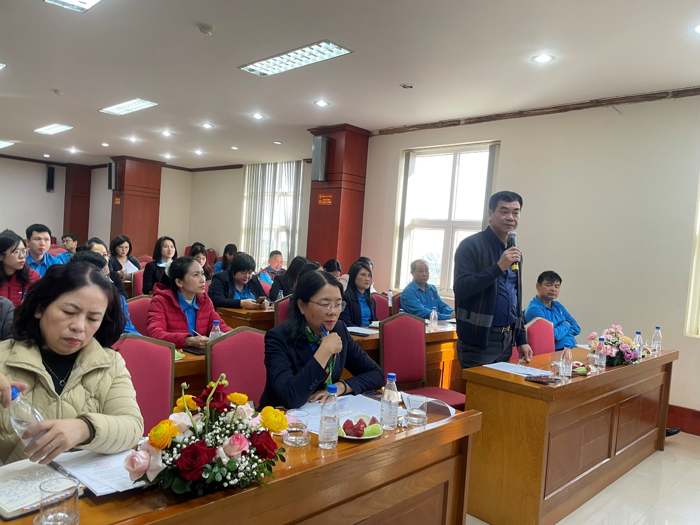 Hội nghị lần thứ 8 Ban chấp hành Liên đoàn Lao động quận Hoàng Mai khóa V, nhiệm kỳ 2023-2028 (mở rộng)- Ảnh 2.