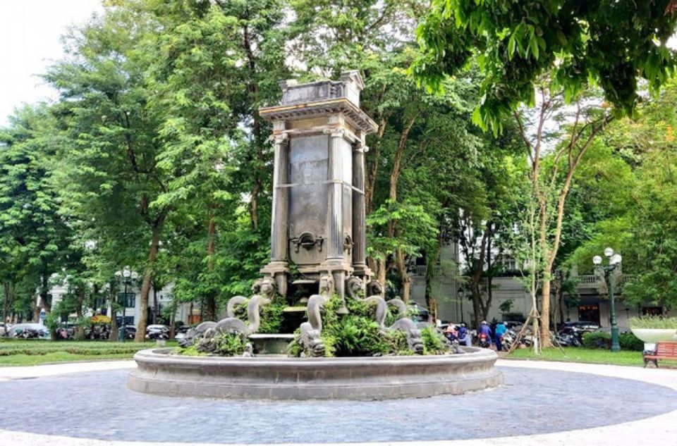 Quận Hoàn Kiếm: tu bổ đài phun nước Con Cóc hơn 120 năm tuổi- Ảnh 1.