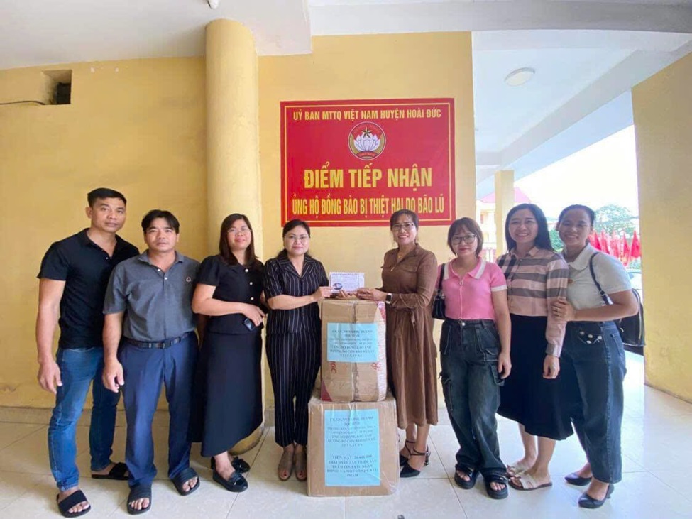 PHÁT ĐỘNG PHONG TRÀO ỦNG HỘ ĐỒNG BÀO BỊ THIỆT HẠI DO CƠN BÃO SỐ 3, LŨ LỤT GÂY RA- Ảnh 4.
