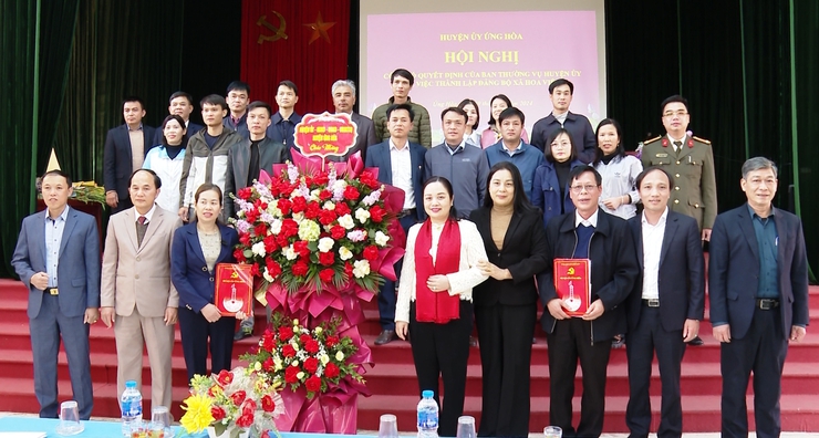 Ứng Hoà: Các đơn vị hành chính mới chính thức đi vào hoạt động từ ngày 01/01/2025- Ảnh 5.