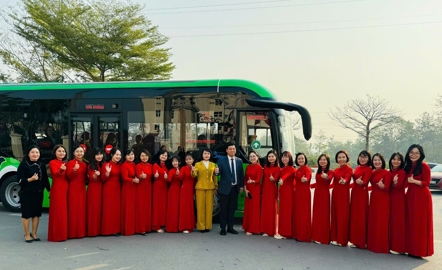 Nhiều tuyến buýt ở Hoàng Mai sẽ dùng xe điện từ 18.1.2025- Ảnh 2.