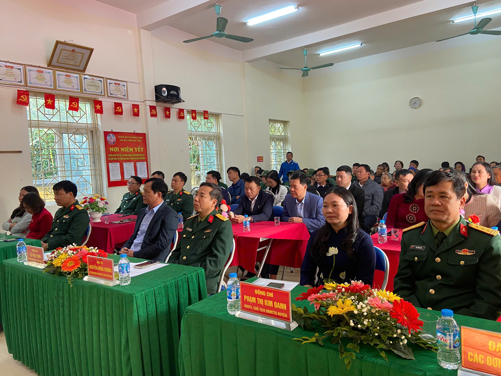 Chương trình “ Xuân chung tay đoàn kết- Tết thắm tình quân dân”- Ảnh 1.