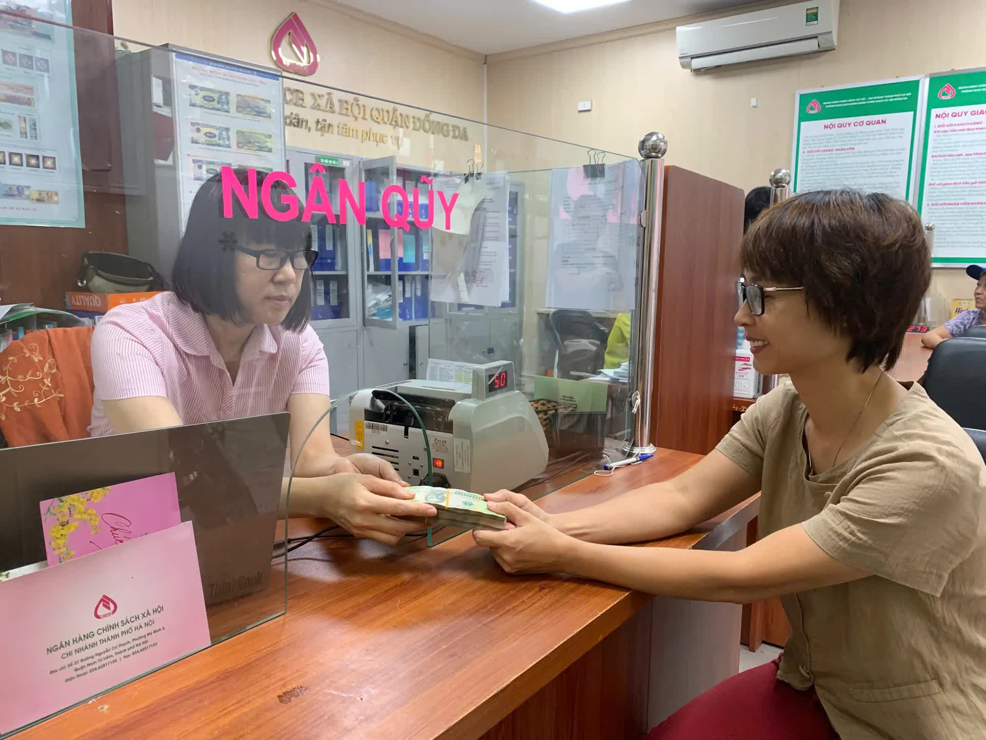 Đống Đa: giải ngân khoản vay đầu tiên chương trình “Sinh viên STEM”- Ảnh 1.