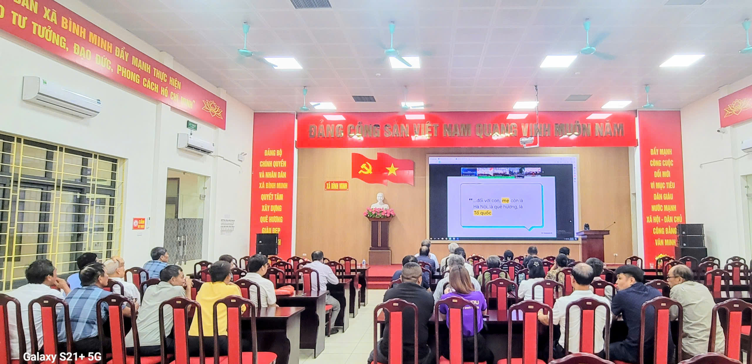 TẬP HUẤN KỸ NĂNG SỐ CHO 46 TỔ CHUYỂN ĐỔI SỐ CỘNG ĐỒNG
