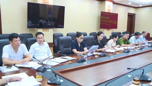 Hội đồng NVQS xã Phúc Thọ nghe báo cáo công tác tuyển chọn, gọi công dân nhập ngũ và thực hiện nghĩa vụ tham gia CAND năm 2026- Ảnh 4.