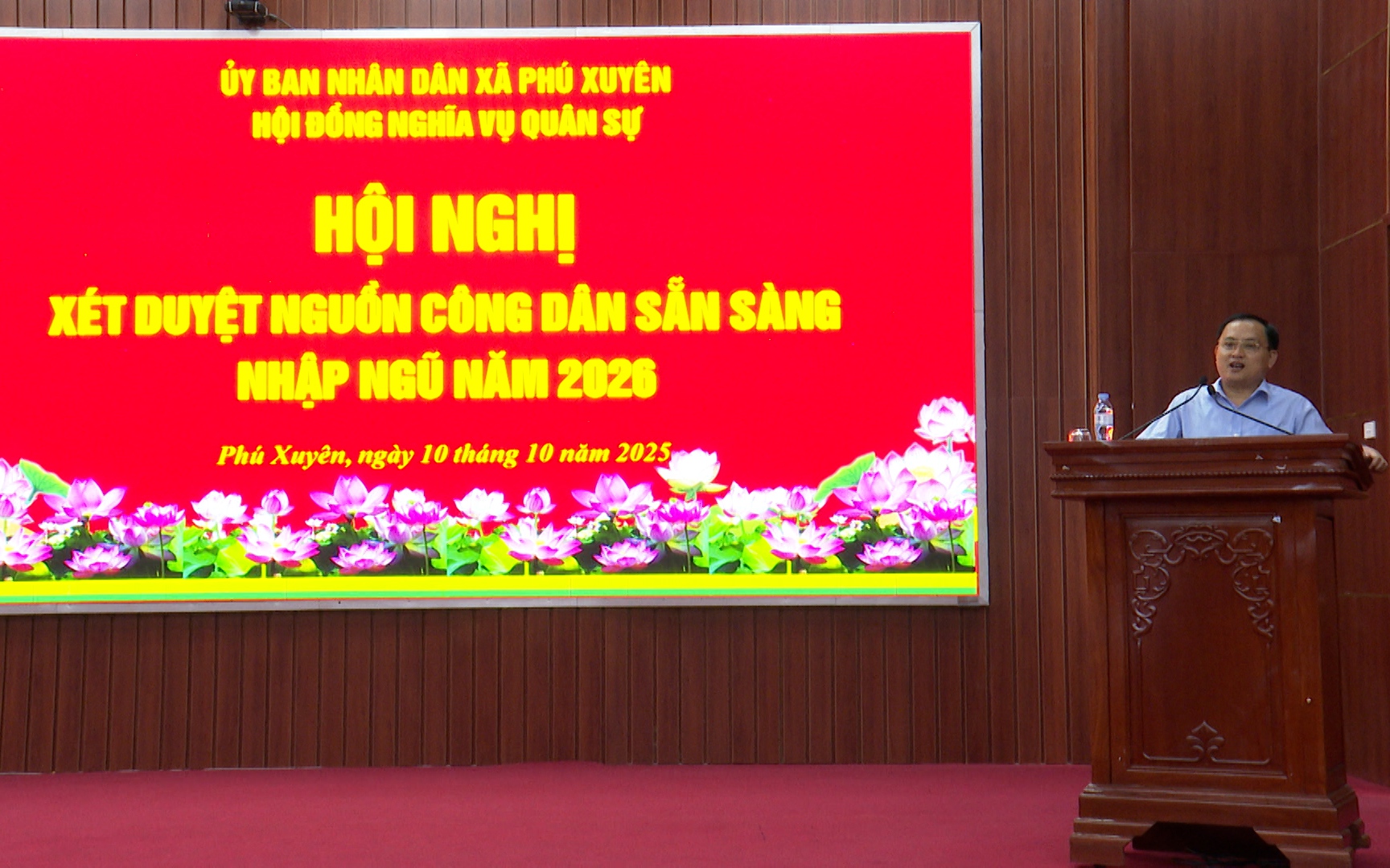 Hội đồng NVQS xã họp xét duyệt nguồn công dân trong độ tuổi sẵn sàng nhập ngũ năm 2026