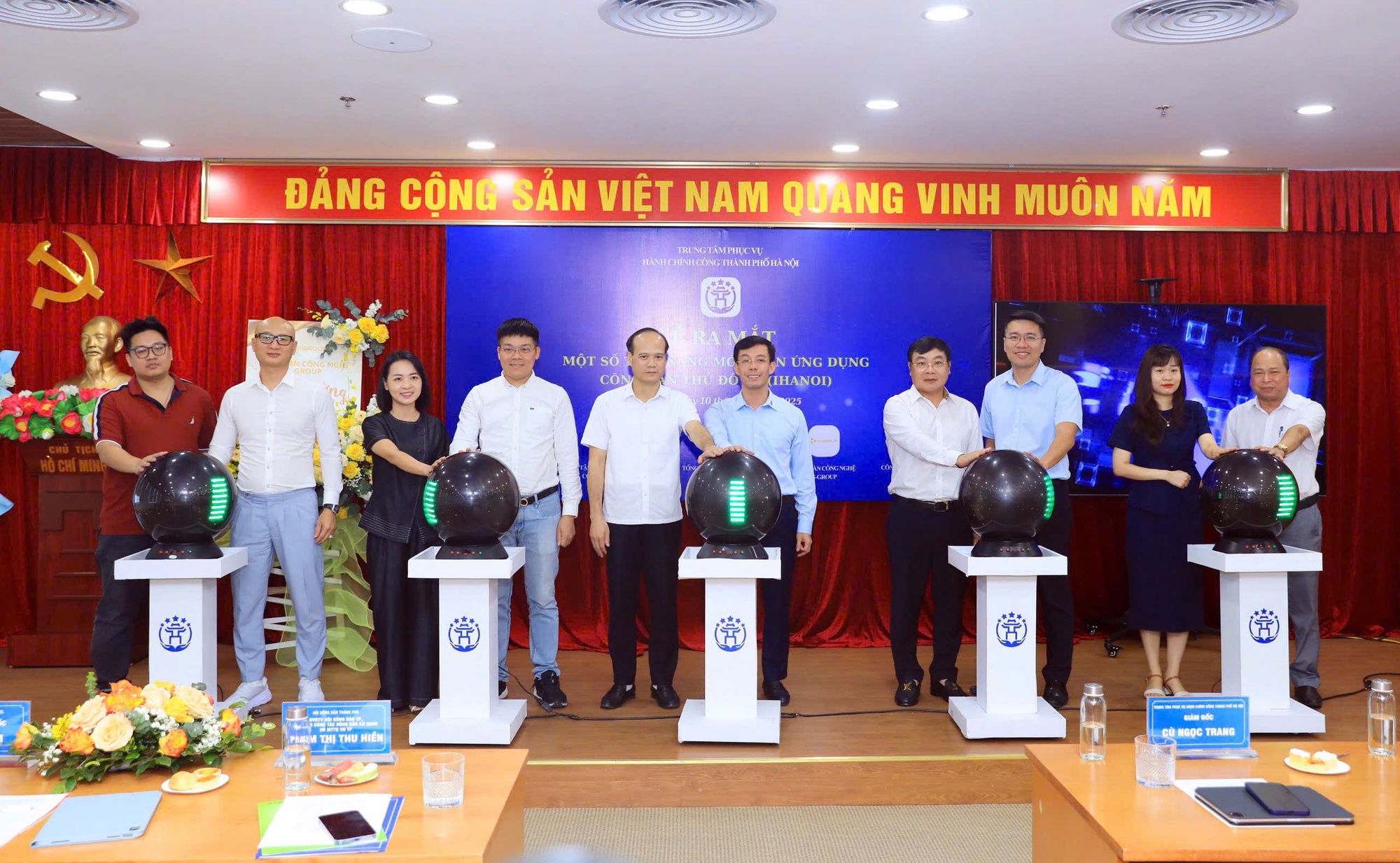 Ra mắt 9 tính năng mới trên iHanoi: Nâng tầm trải nghiệm số- Ảnh 1.