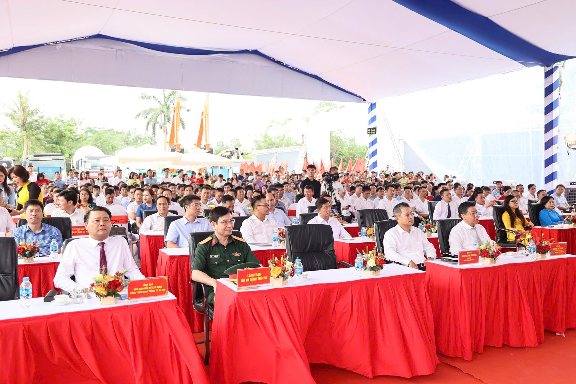 Khởi công xây dựng cầu Thượng Cát - cây cầu thứ 6 bắc qua sông Hồng- Ảnh 1.