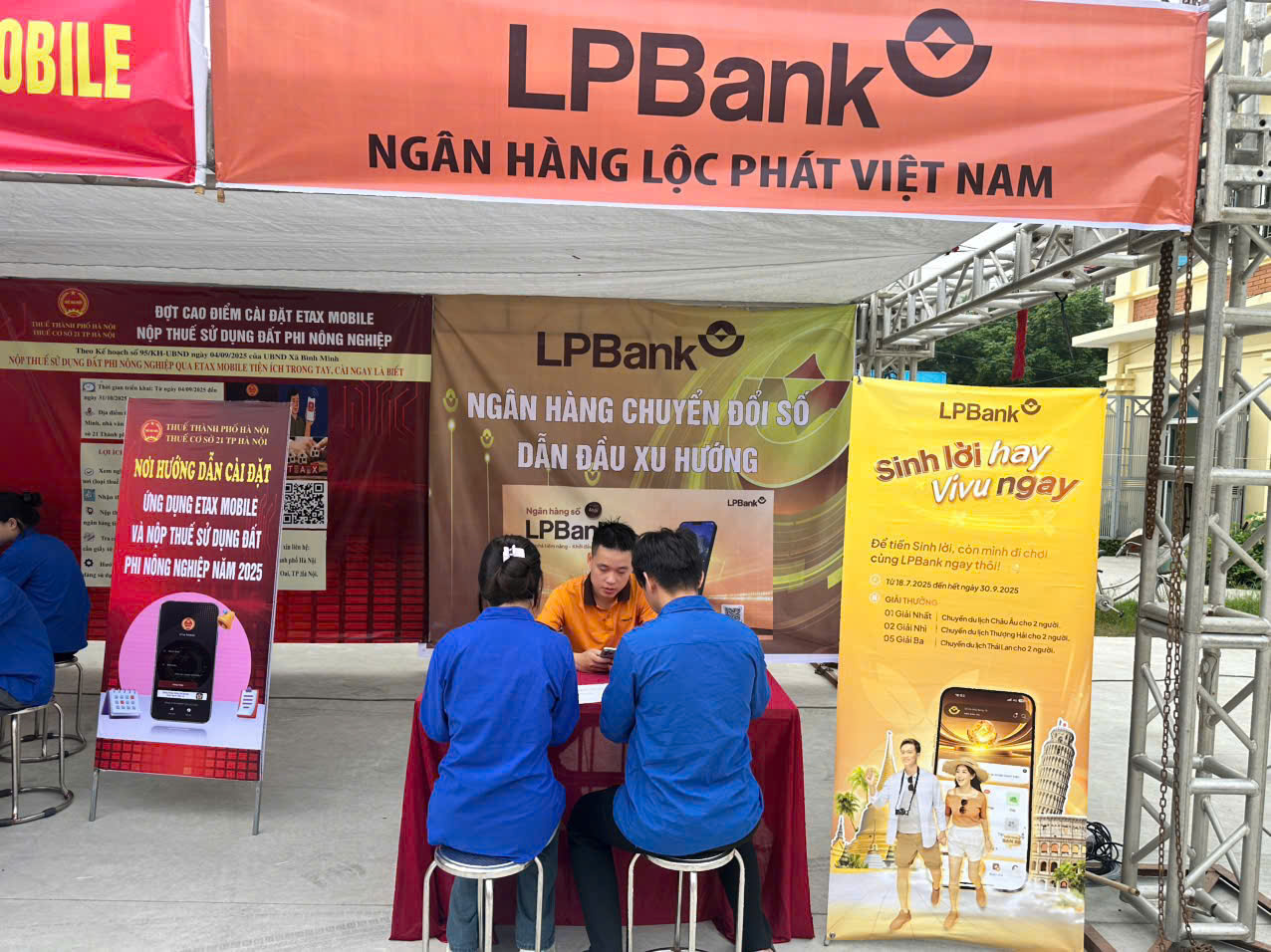 THÀNH CÔNG "NGÀY HỘI TOÀN DÂN HỌC TẬP SỐ VÀ NGÀY CHUYỂN ĐỔI SỐ QUỐC GIA" NĂM 2025- Ảnh 4.