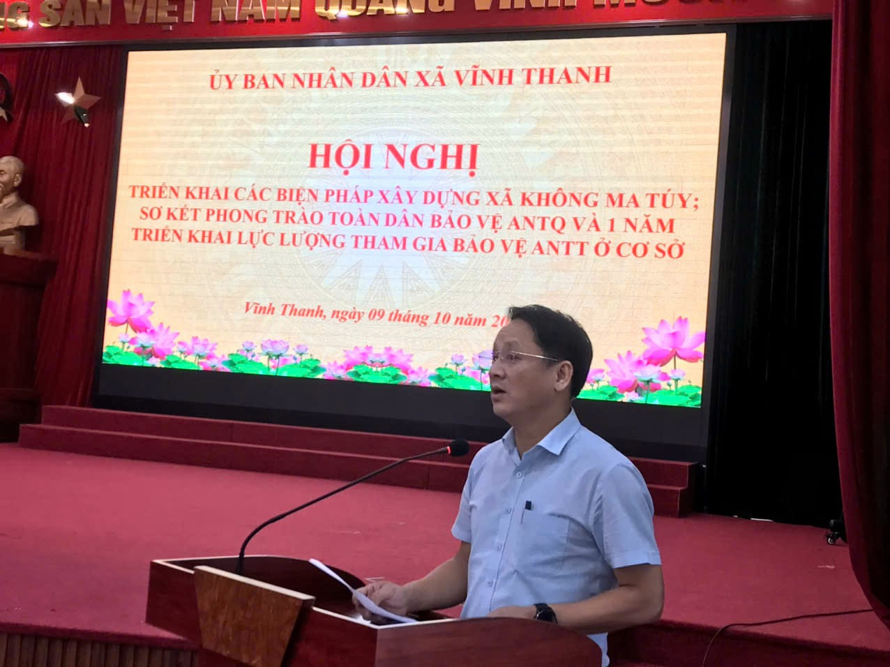 UBND xã Vĩnh Thanh tổ chức hội nghị triển khai các biện pháp xây dựng xã không ma túy; Sơ kết phong trào toàn dân bảo vệ an ninh Tổ Quốc và một năm triển khai lực lượng tham gia bảo vệ an ninh trật tự ở cơ sở.- Ảnh 5.