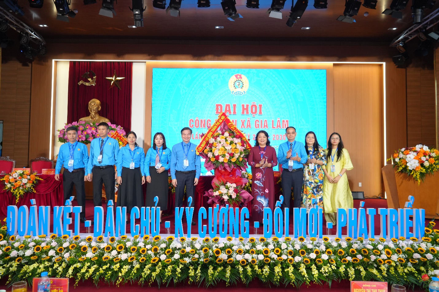 Đại hội công đoàn xã Gia Lâm Lần thứ I, nhiệm kỳ 2025–2030 thành công tốt đẹp- Ảnh 6.