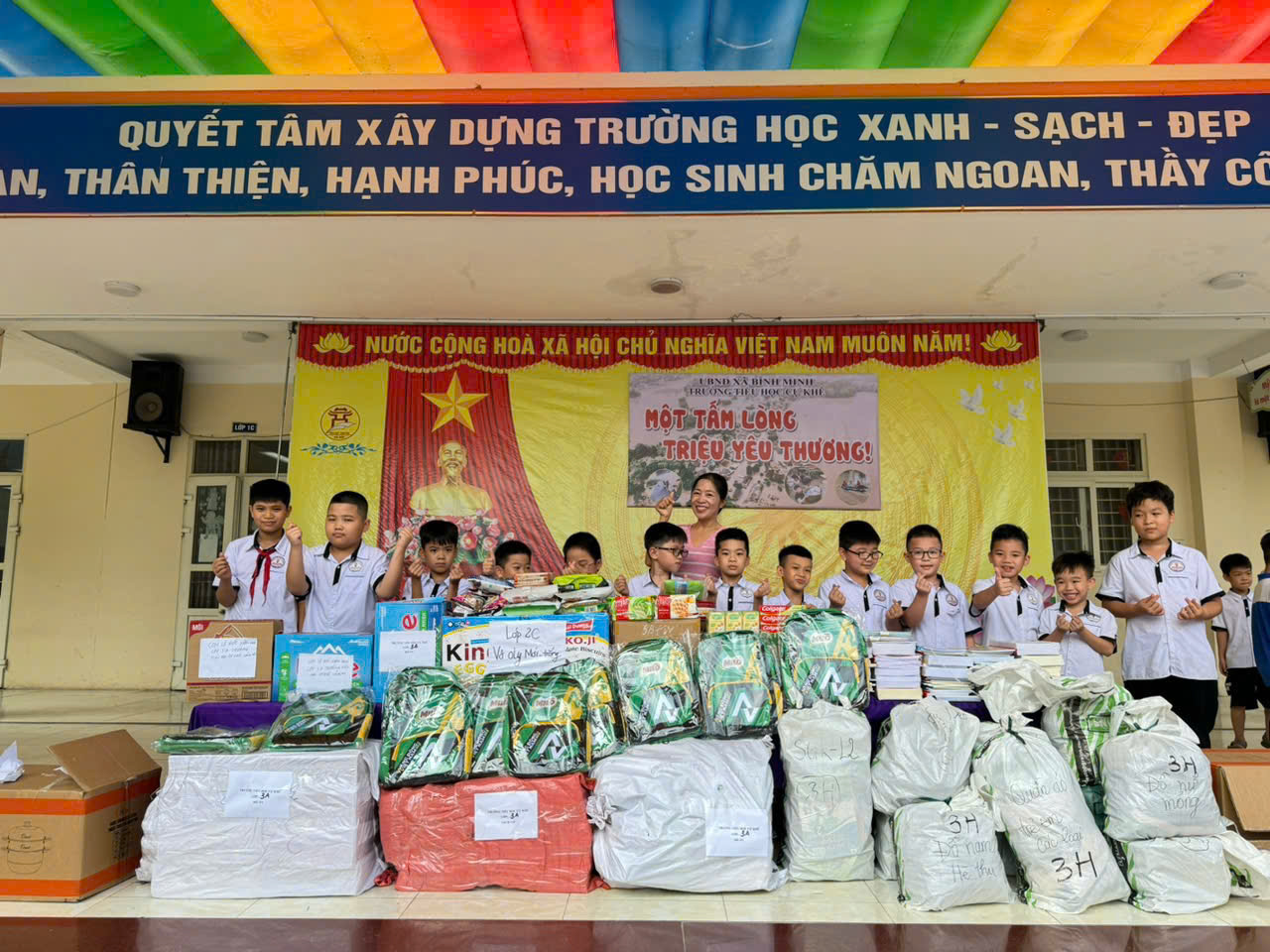 NGÀNH GIÁO DỤC VÀ ĐÀO TẠO XÃ BÌNH MINH PHÁT ĐỘNG QUYÊN GÓP ỦNG HỘ ĐỒNG BÀO MIỀN BẮC BỊ ẢNH HƯỞNG DO MƯA LŨ- Ảnh 1.