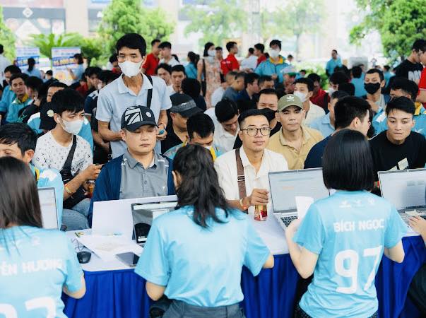 Ngày hội tuyển dụng phường Phúc Lợi năm 2025- Ảnh 3.