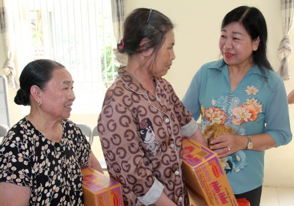 Mệnh lệnh từ trái tim, cán bộ Mặt trận không để dân thiếu đói- Ảnh 3.