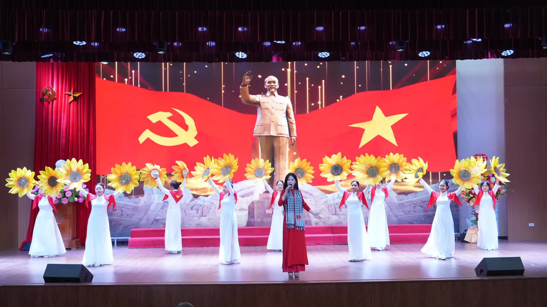 Phó Chủ tịch UBND TP Hà Nội Trương Việt Dũng gặp mặt doanh nghiệp phường Cầu Giấy- Ảnh 1.