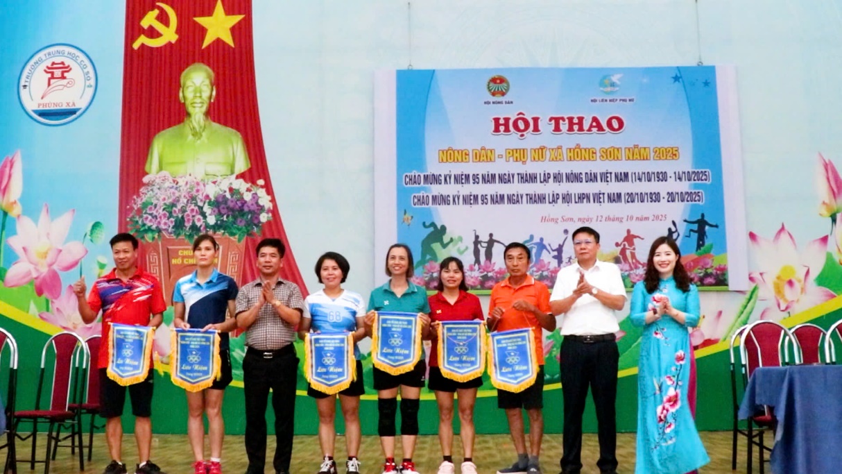 Hồng Sơn sôi nổi Hội thao chào mừng kỷ niệm 95 năm thành lập Hội Nông dân Việt Nam và Hội LHPN Việt Nam- Ảnh 2.