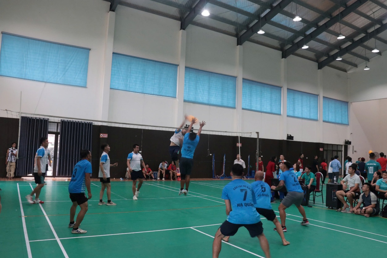 Hồng Sơn sôi nổi Hội thao chào mừng kỷ niệm 95 năm thành lập Hội Nông dân Việt Nam và Hội LHPN Việt Nam- Ảnh 6.