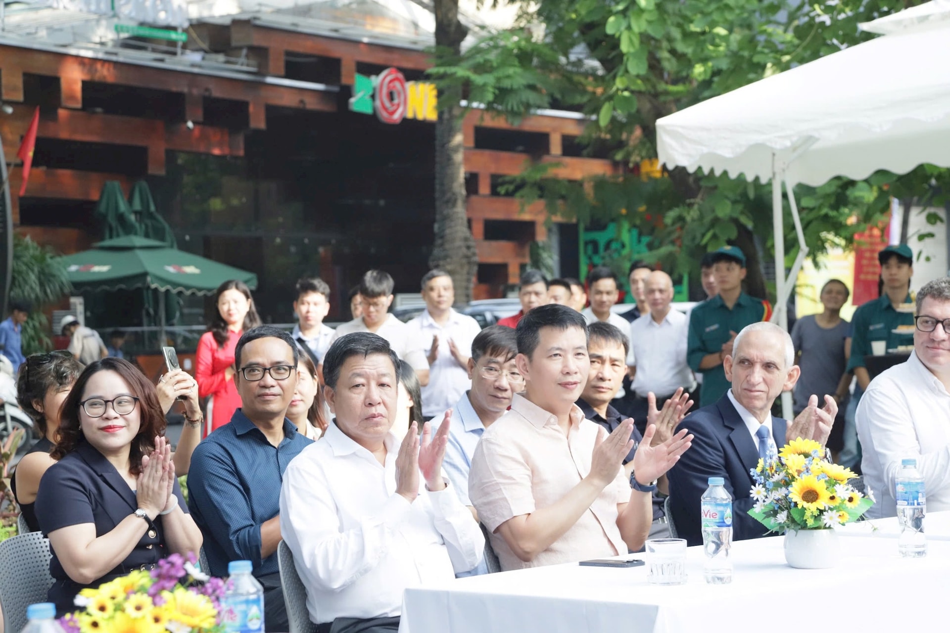 Cửa Nam: Trưng bày quy hoạch kiến trúc khu phố cũ tại vườn hoa Tao Đàn- Ảnh 1.