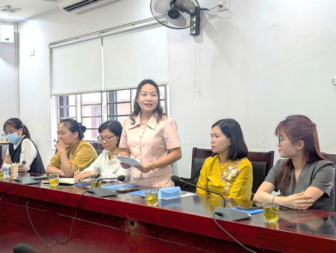 PHƯỜNG GIẢNG VÕ: GẶP MẶT, ĐỘNG VIÊN KHÍCH LỆ 06 GIÁO VIÊN TIÊU BIỂU DỰ THI GIÁO VIÊN DẠY GIỎI THCS CẤP THÀNH PHỐ NĂM HỌC 2025-2026- Ảnh 5.