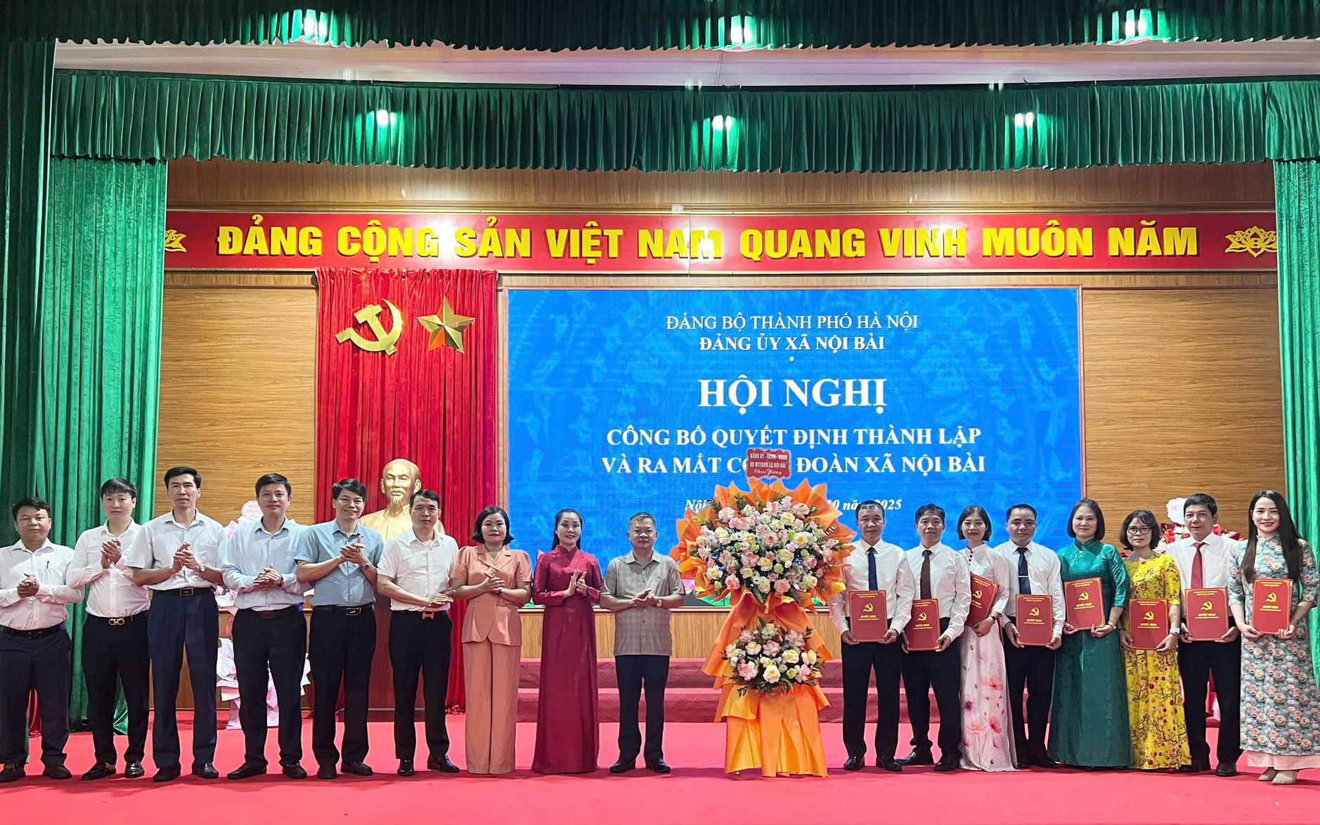 CÔNG BỐ QUYẾT ĐỊNH THÀNH LẬP VÀ RA MẮT CÔNG ĐOÀN XÃ NỘI BÀI