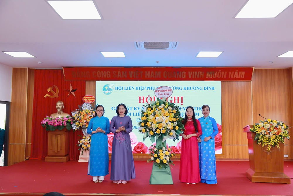 Hội LHPN phường Khương Đình gặp mặt kỷ niệm ngày 20/10- Ảnh 3.