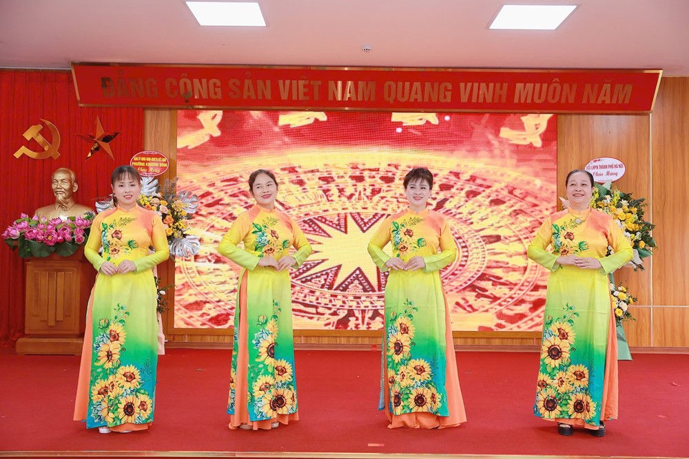 Hội LHPN phường Khương Đình gặp mặt kỷ niệm ngày 20/10- Ảnh 15.
