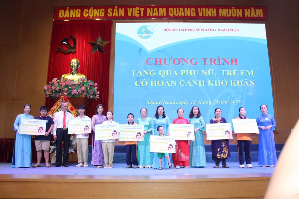Hội LHPN phường Thanh Xuân kỷ niệm 95 năm ngày thành lập Hội Liên hiệp Phụ nữ Việt Nam 20/10- Ảnh 11.