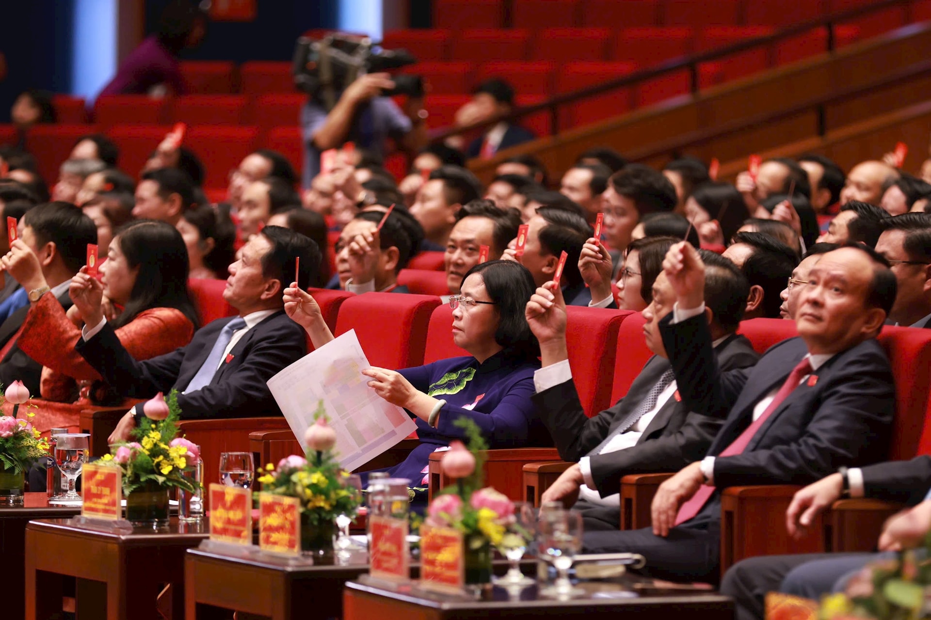Đại hội đại biểu Đảng bộ thành phố Hà Nội lần thứ XVIII, nhiệm kỳ 2025-2030, tiến hành phiên trù bị- Ảnh 12.