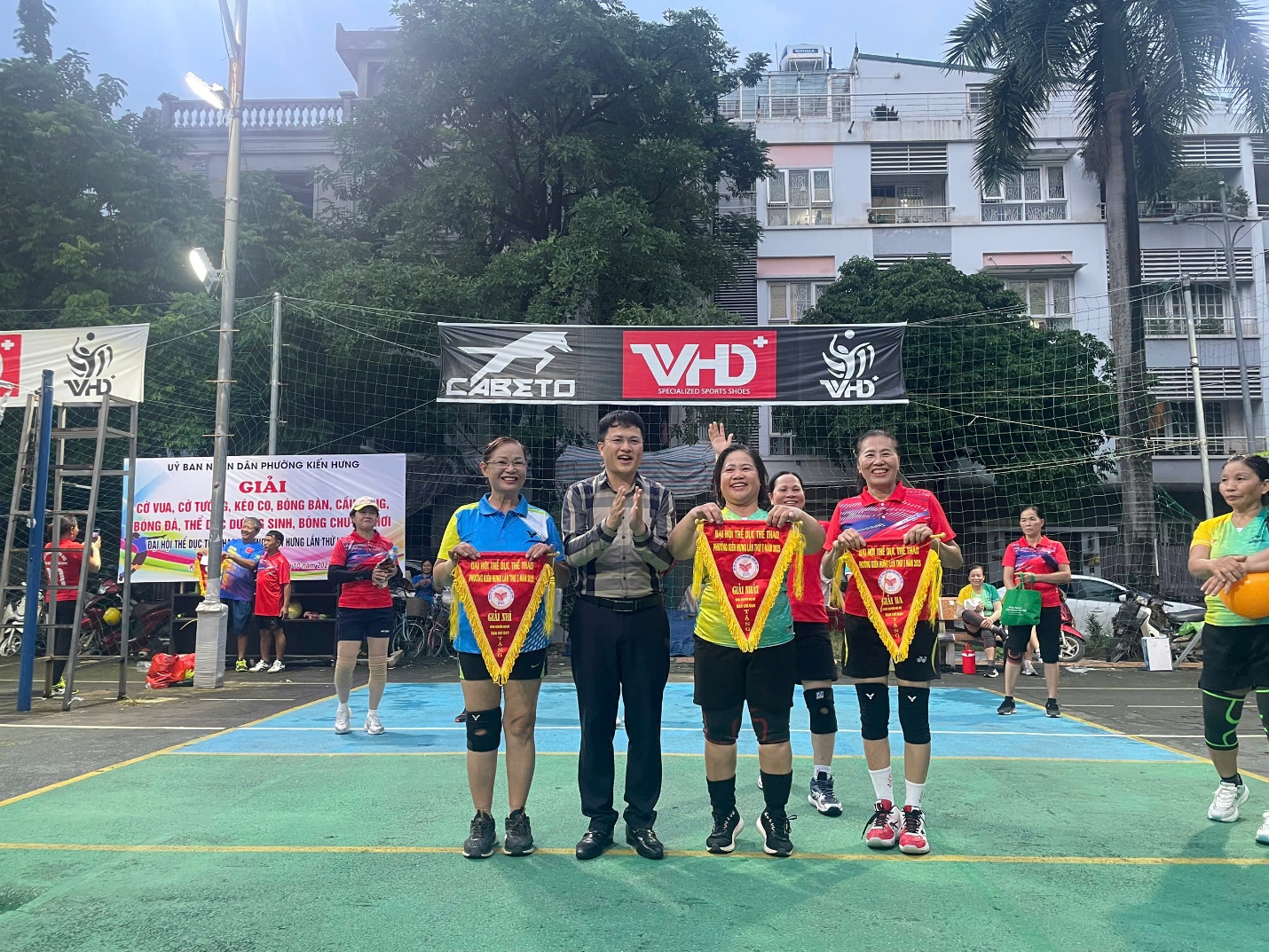 Giải bóng chuyền hơi Đại hội Thể dục thể thao phường Kiến Hưng lần thứ nhất năm 2025- Ảnh 1.