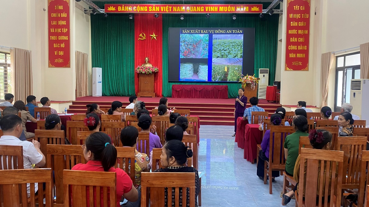 Hồng Sơn phối hợp tập huấn nâng cao kiến thức kỹ thuật trồng cây vụ đông mang lại giá trị kinh tế cao- Ảnh 2.