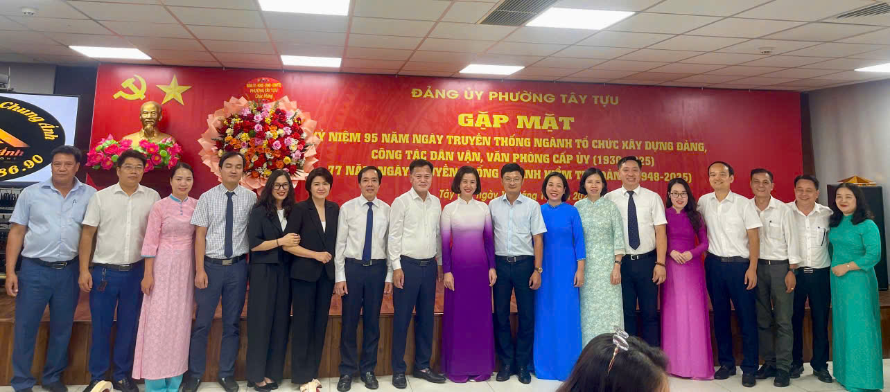 Phường Tây Tựu gặp mặt kỷ niệm nhân Ngày truyền thống các Ban Xây dựng Đảng và Văn phòng cấp ủy- Ảnh 2.