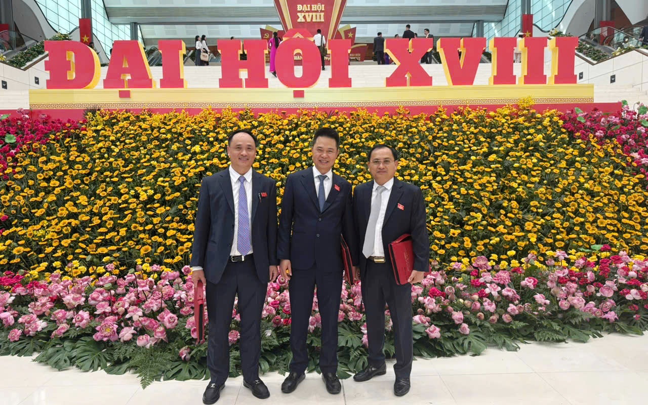 Phiên trù bị Đại hội đại biểu Đảng bộ thành phố Hà Nội lần thứ XVIII