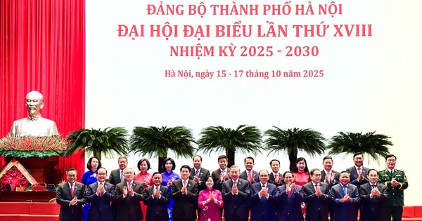 Những hình ảnh ấn tượng tại lễ khai mạc Đại hội lần thứ XVIII Đảng bộ TP Hà Nội