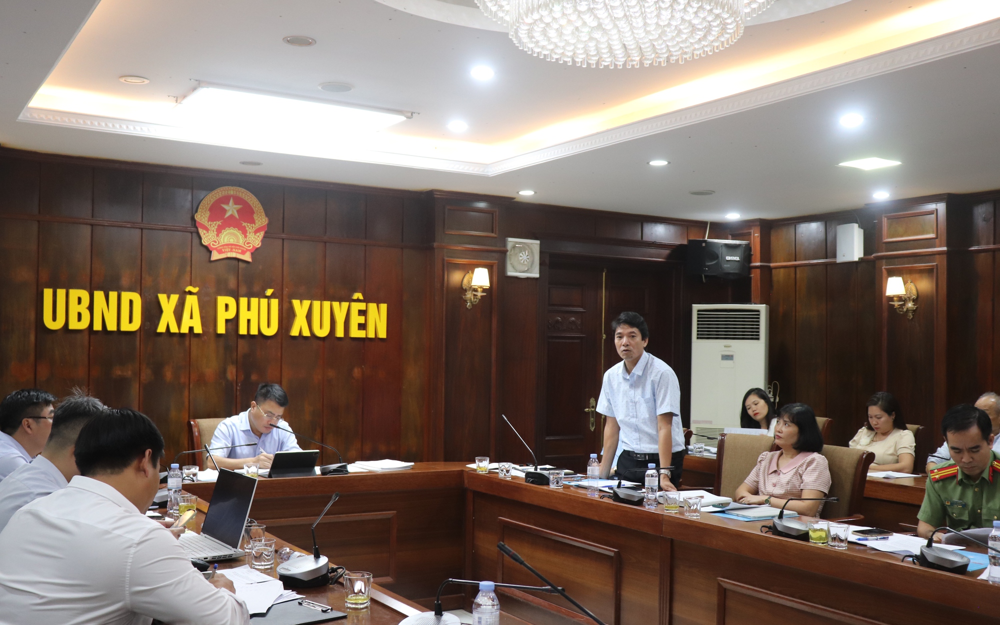 Hội nghị xin ý kiến các Sở, ngành và các đơn vị có liên quan về việc triển khai Kế hoạch tổ chức cưỡng chế đối với tổ chức, cá nhân vi phạm đất đai.