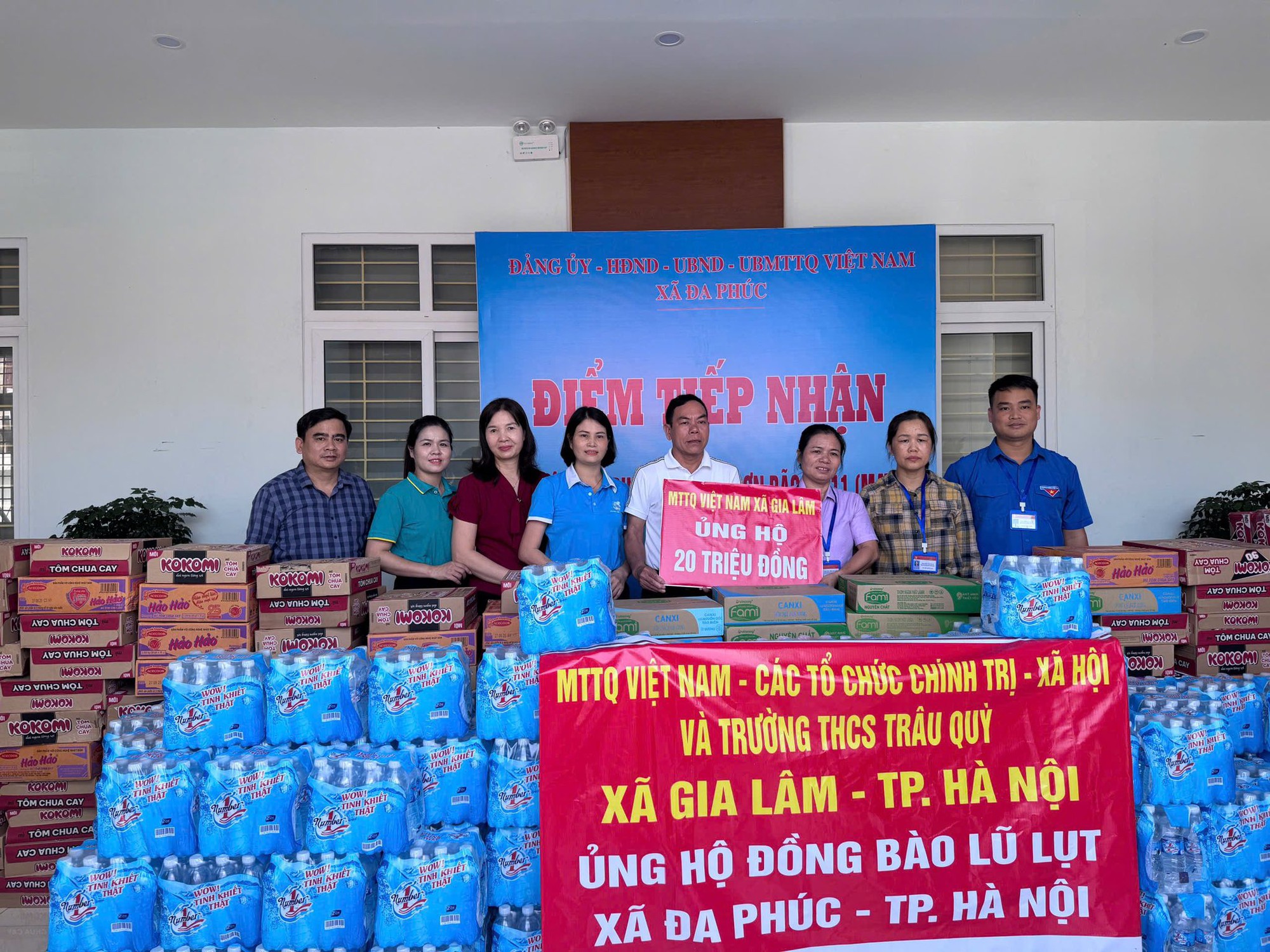 MTTQ xã Gia Lâm vận động ủng hộ nhân dân các địa phương bị ảnh hưởng bởi bão số 10- Ảnh 1.