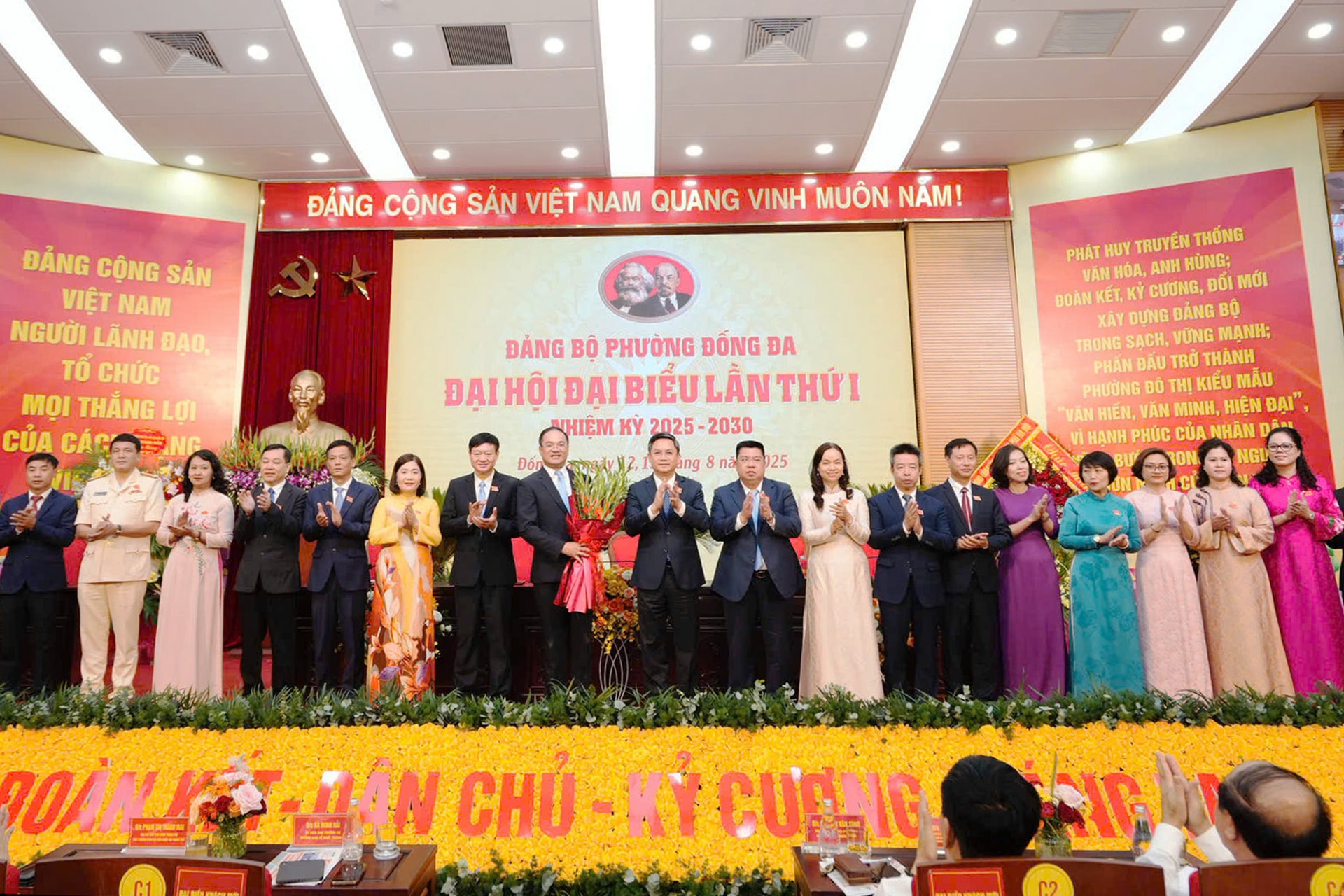 Phường Đống Đa: Quyết tâm, đồng lòng đưa Nghị quyết sớm đi vào cuộc sống- Ảnh 2.